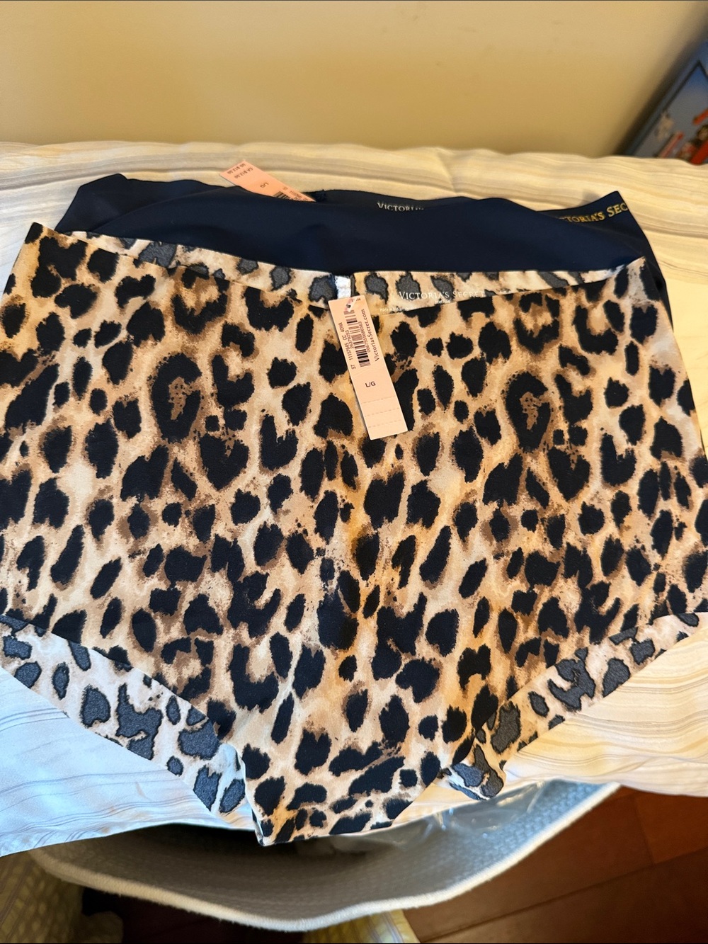 Victoria's Secret Leopard High-Waist Women's briefs